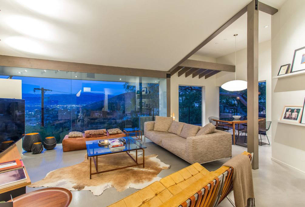 hollywood hills N house — photograph 2
