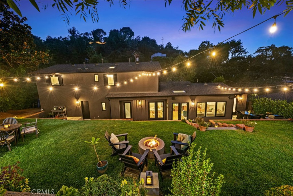 studio city B house — photograph 6